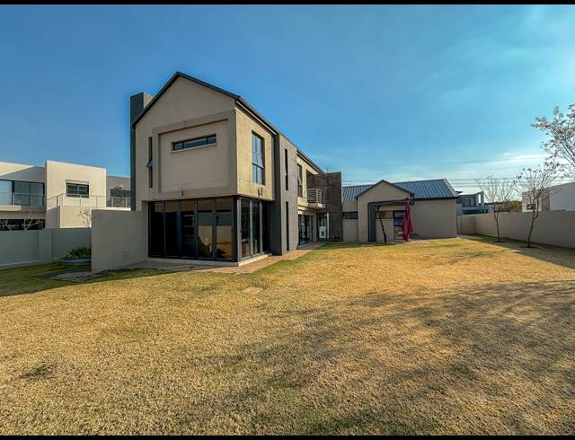 4 BEDROOM HOUSE FOR SALE IN MIDSTREAM MEADOWS